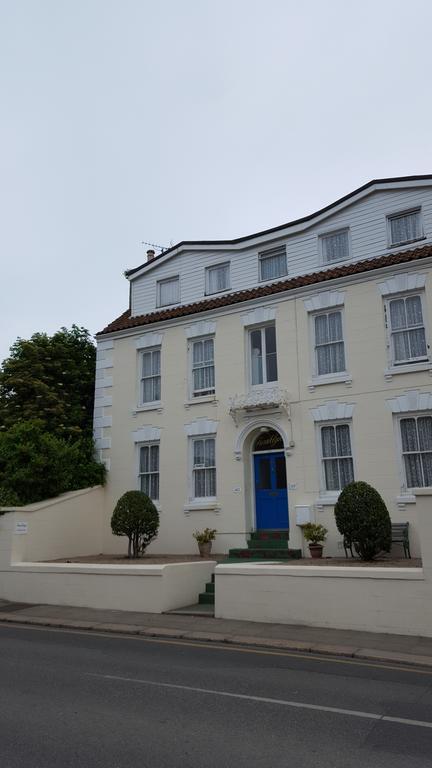 Franklyn Guesthouse Saint Helier ภายนอก รูปภาพ